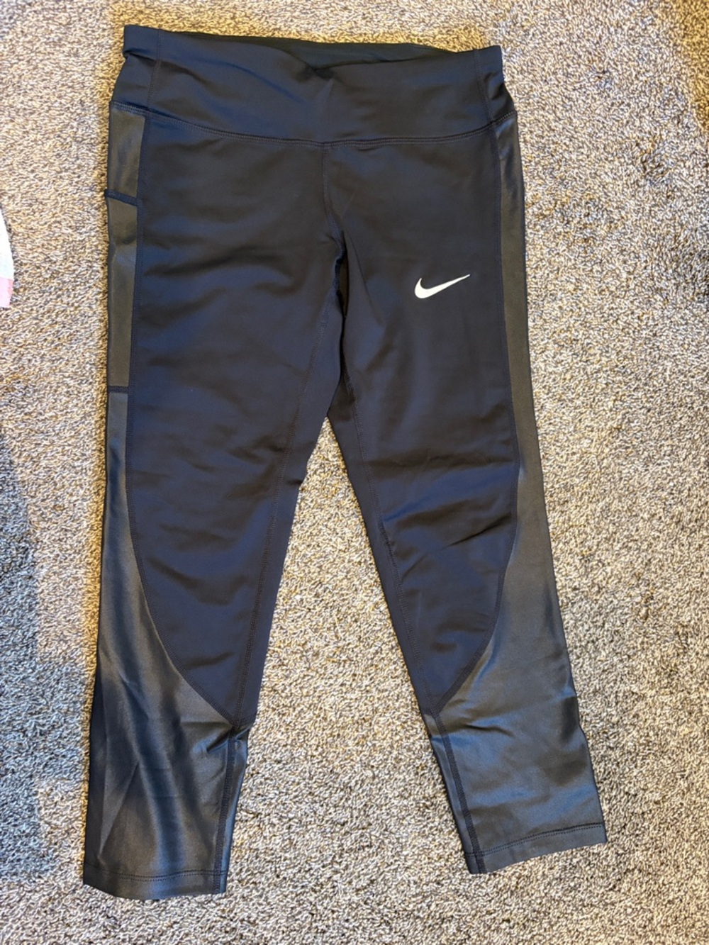 Nike Black dry fit Cropped Performance Leggings